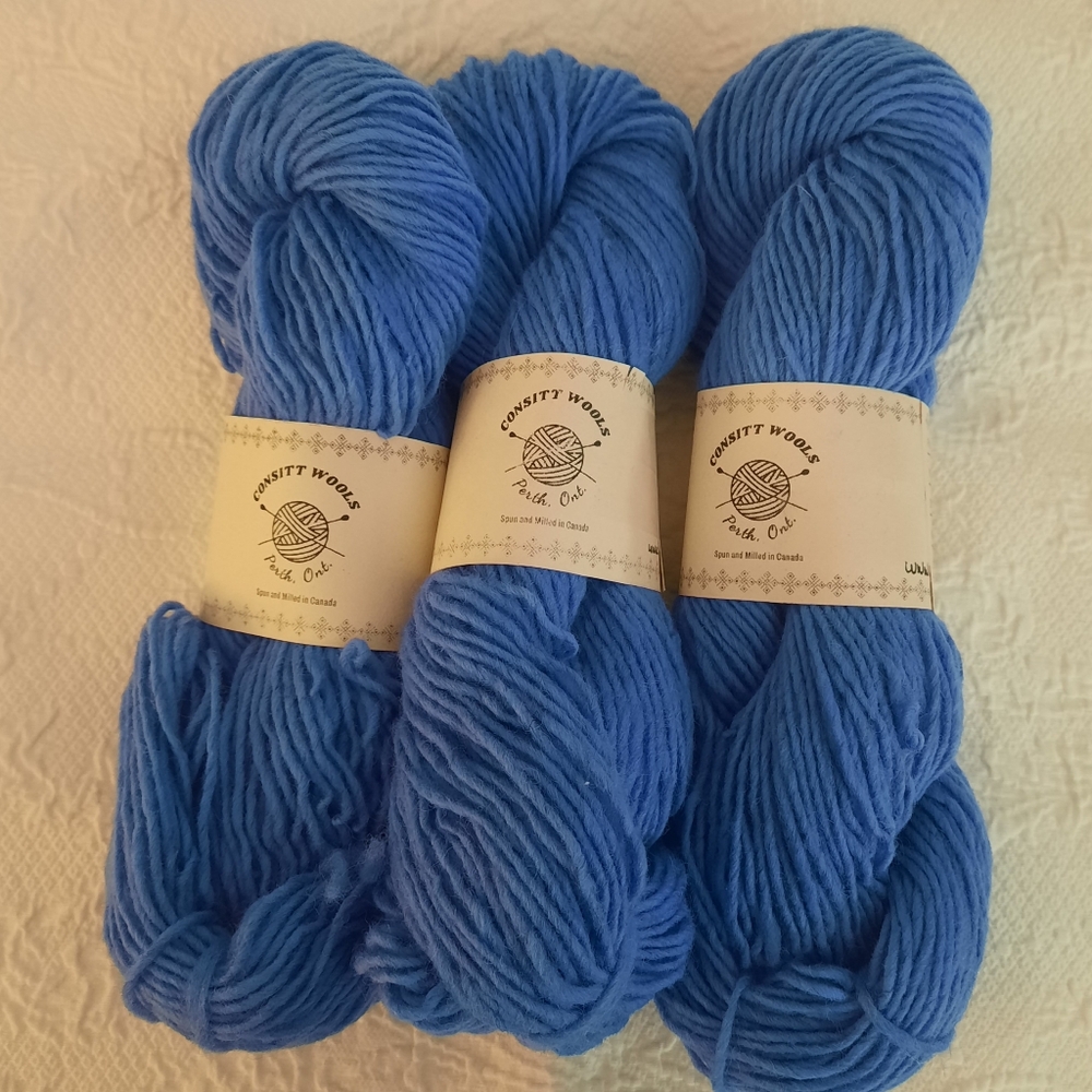 CONSITT WOOLS 3 Soft Spun 100% Lambswool Yarn Spun, Dyed, Milled in CANADA .